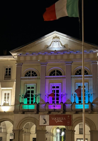Giornata Mondiale delle malattie rare: il palazzo municipale sarà illuminato di azzurro, fucsia e verde