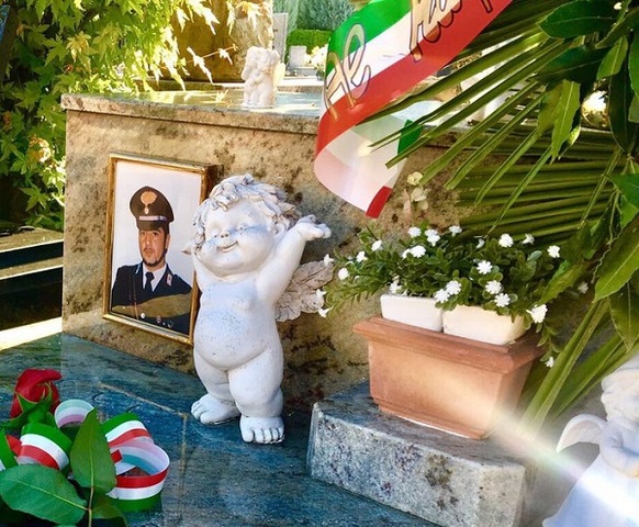 Posa del cippo commemorativo in memoria del Maresciallo Capo Riccardo Bonn